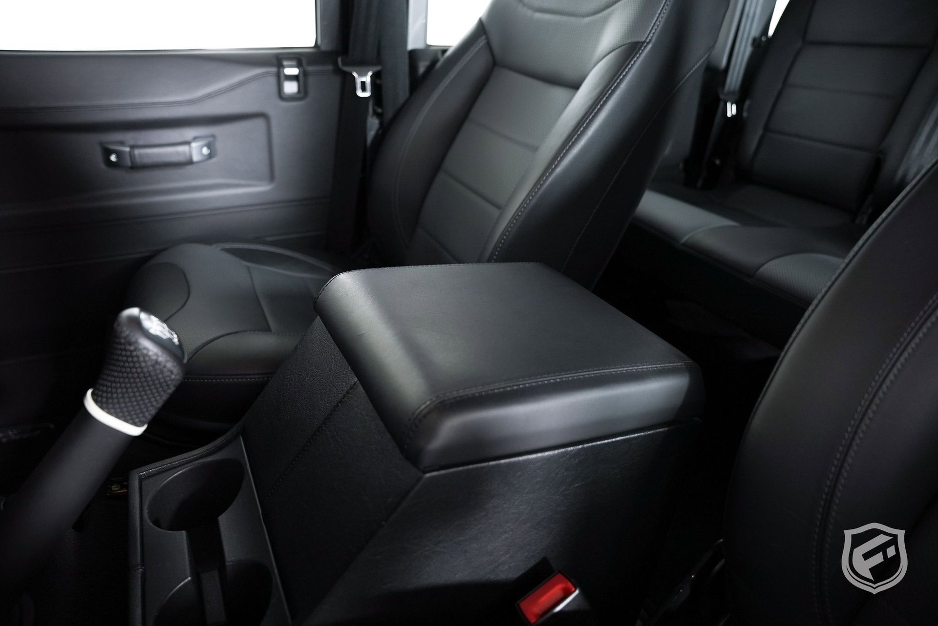 Used 1991 Land Rover Defender 110 image 27