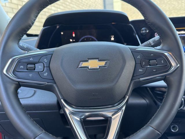 Used 2025 Chevrolet Trax LT w/ LT Convenience Package image 22