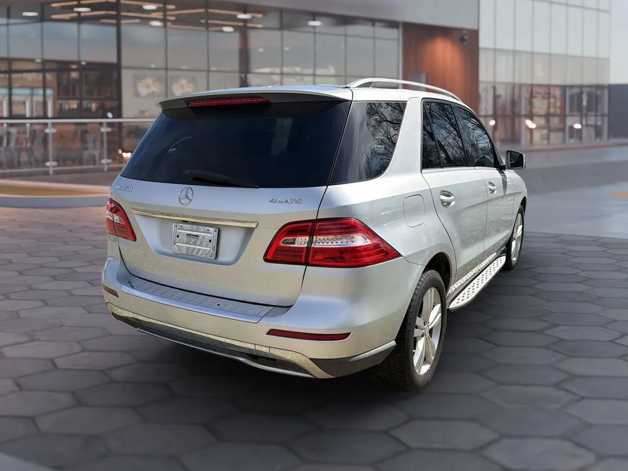 Used 2014 Mercedes-Benz ML 350 ML 350 4MATIC Sport Utility 4D w/ Premium 1 Package image 13