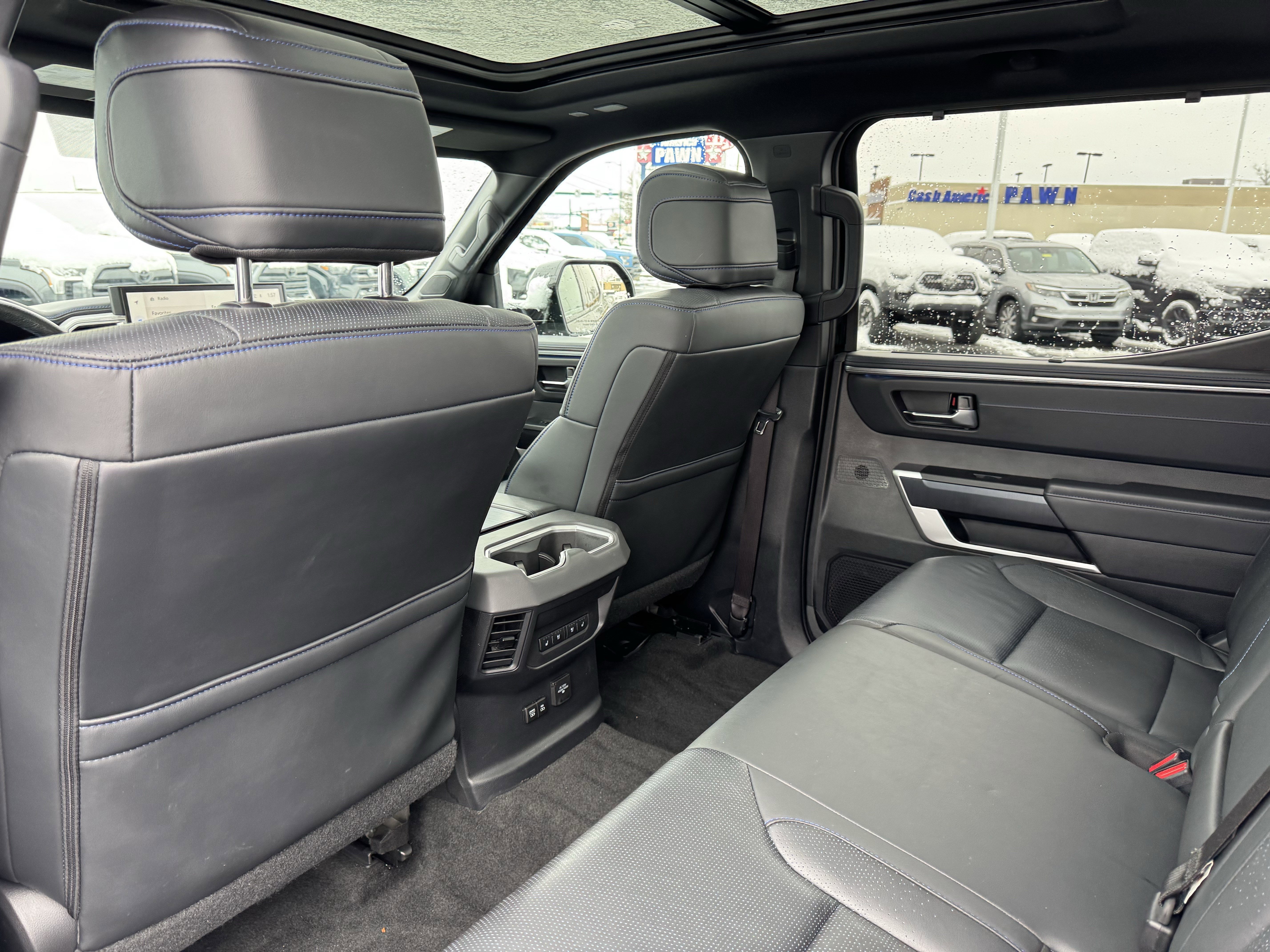 Used 2023 Toyota Tundra Platinum image 32