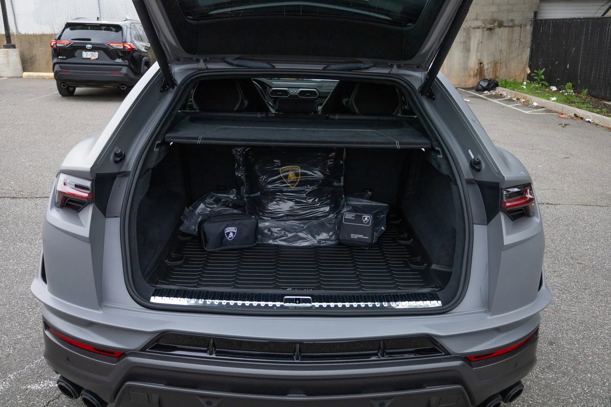 Used 2024 Lamborghini Urus Performante AWD/4WD image 83