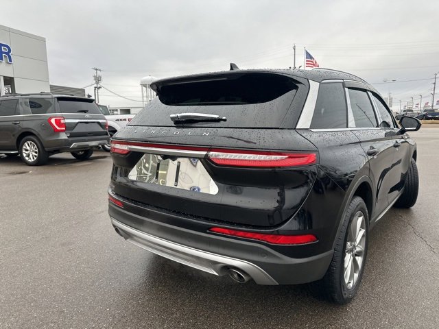 Used 2021 Lincoln Corsair AWD w/ Premium Package image 16