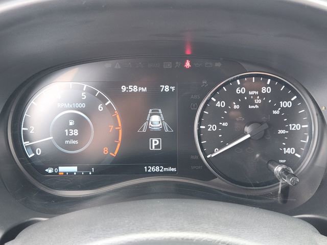 Used 2023 Nissan Kicks SR w/ Interior Electronics Package FWD image 11