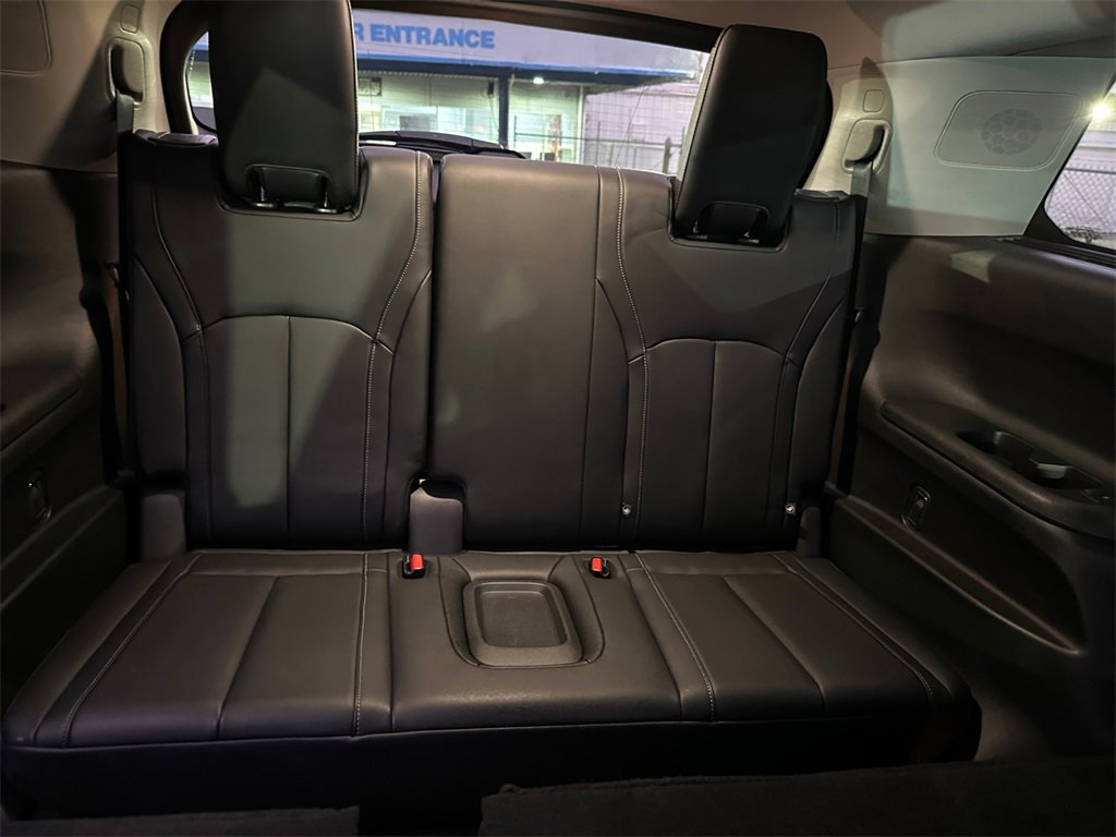 Used 2022 INFINITI QX60 Sensory w/ Cargo Package image 21