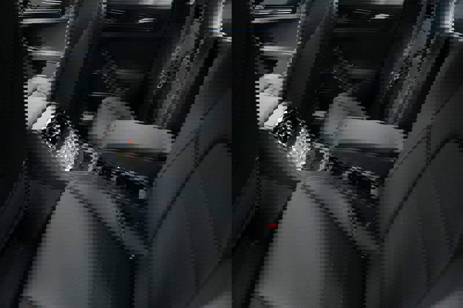 New 2026 Porsche Panamera 4S image 31