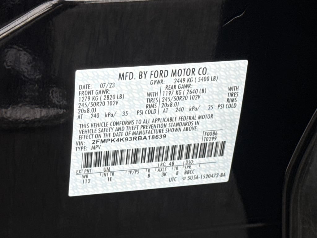 Used 2024 Ford Edge Titanium w/ Equipment Group 301A AWD/4WD image 28