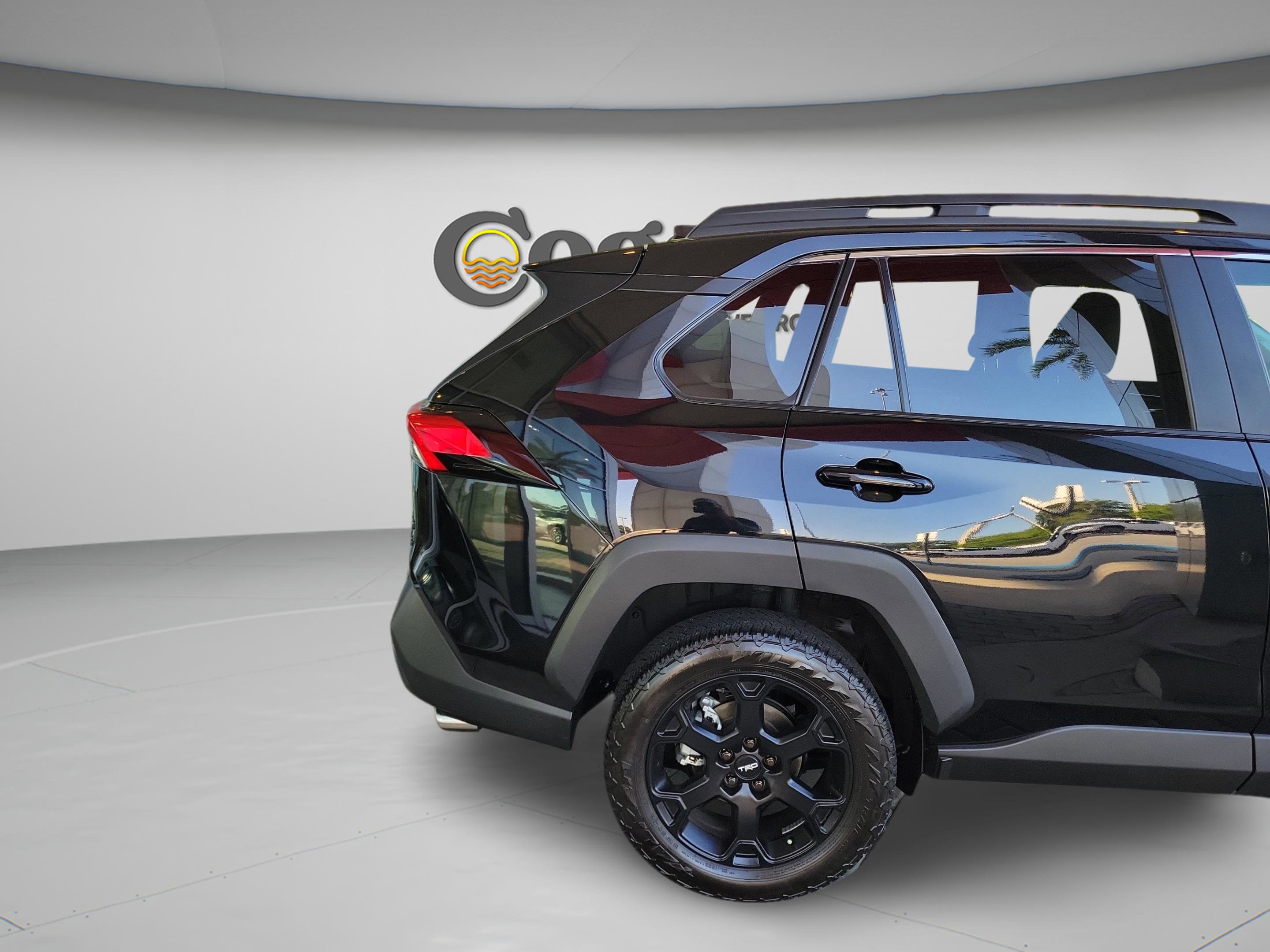Certified 2021 Toyota RAV4 TRD Off-Road image 30