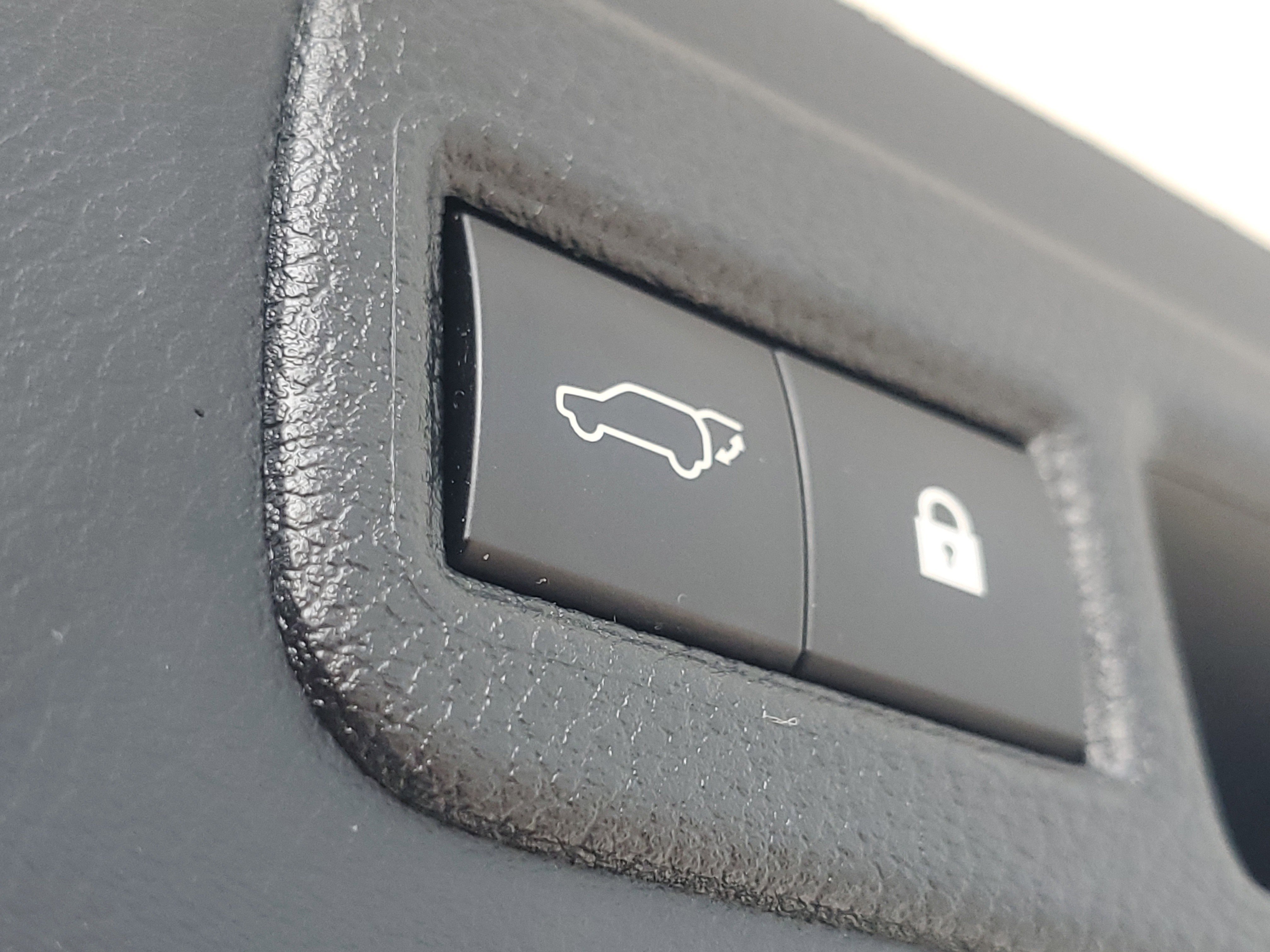 Used 2018 Lexus NX 300 FWD w/ Accessory Package 2 image 9