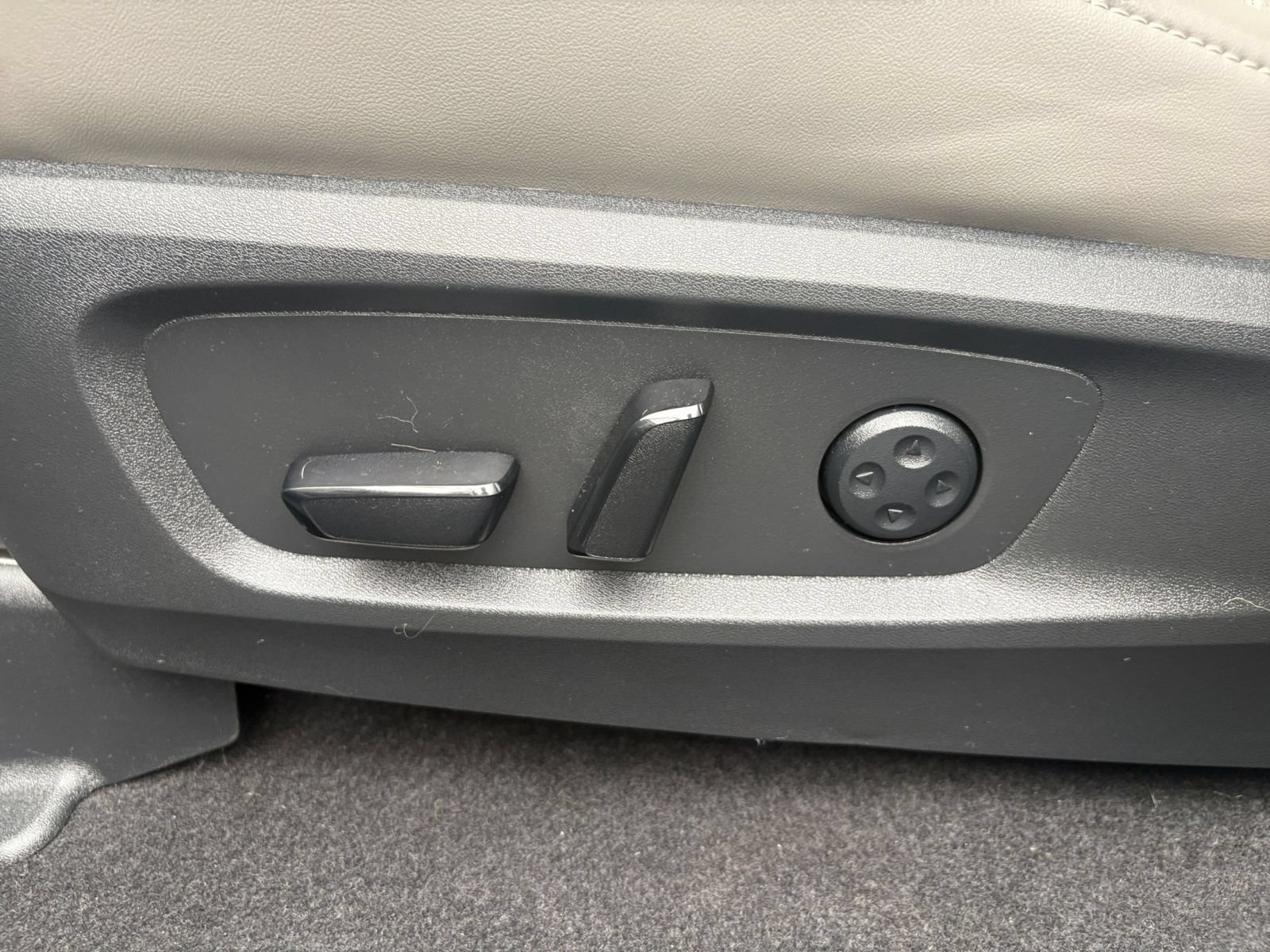 Used 2026 INFINITI QX60 Luxe AWD/4WD image 22