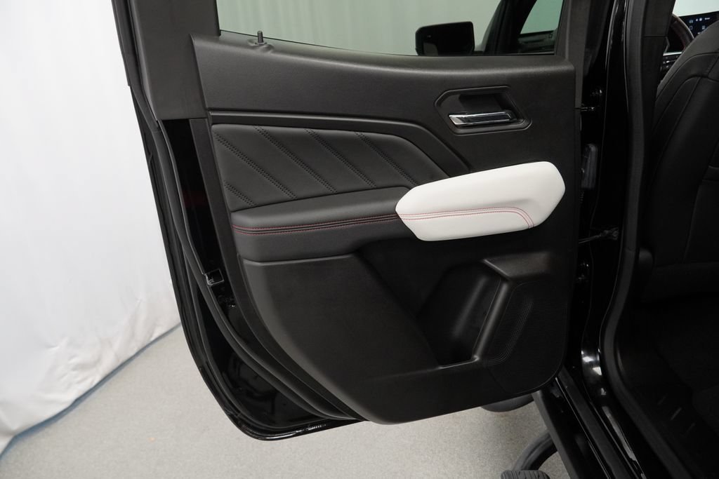 Used 2024 GMC Canyon AT4X w/ AT4X AEV Edition AWD/4WD image 28