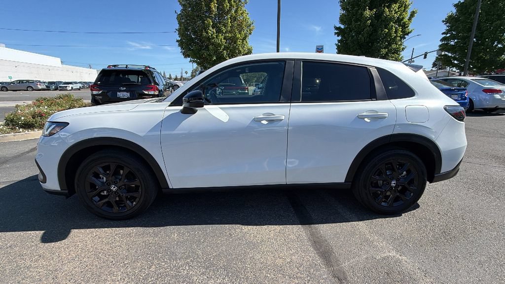 Used 2024 Honda HR-V Sport image 7