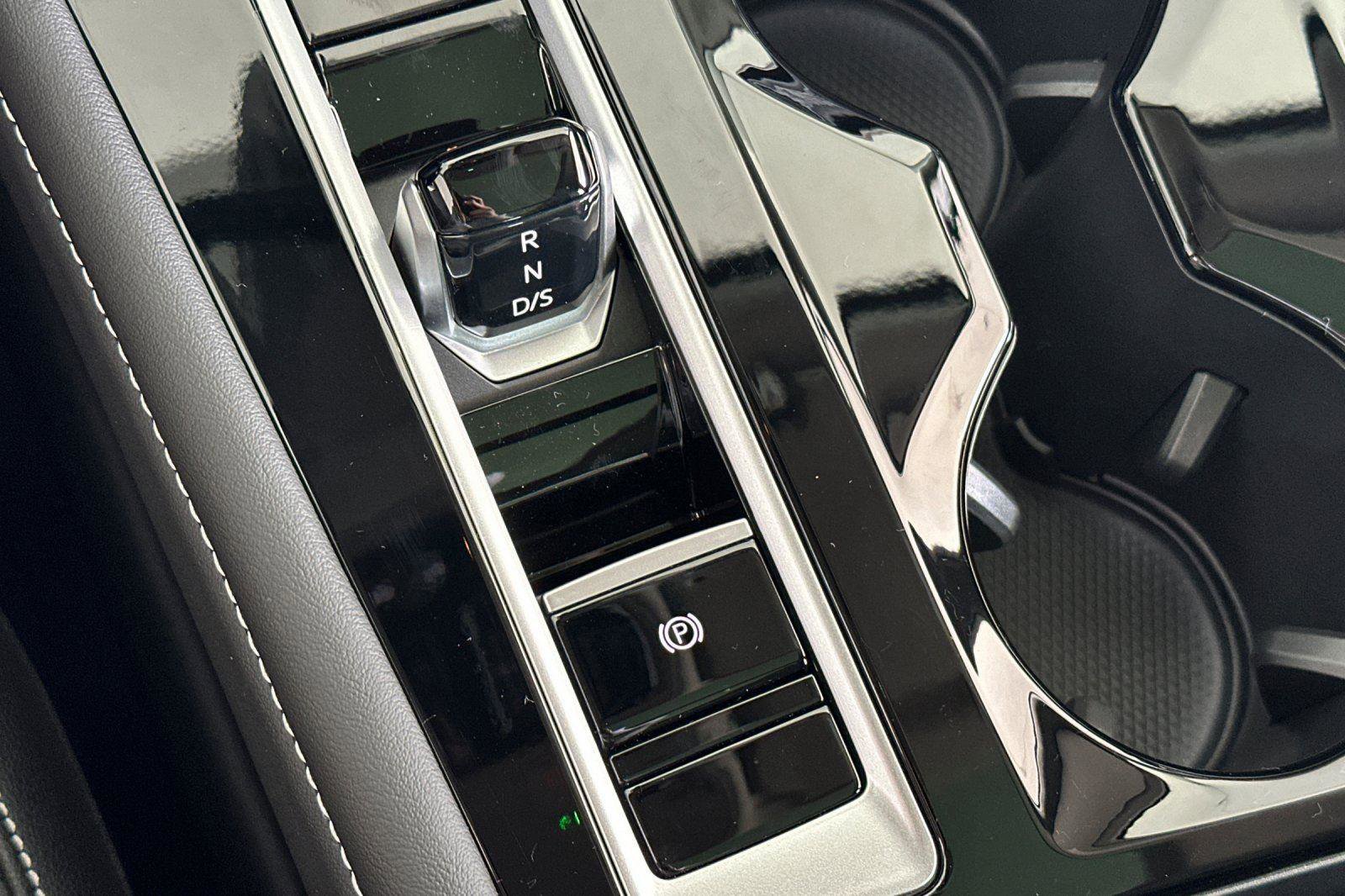 New 2026 Volkswagen Atlas SEL image 22