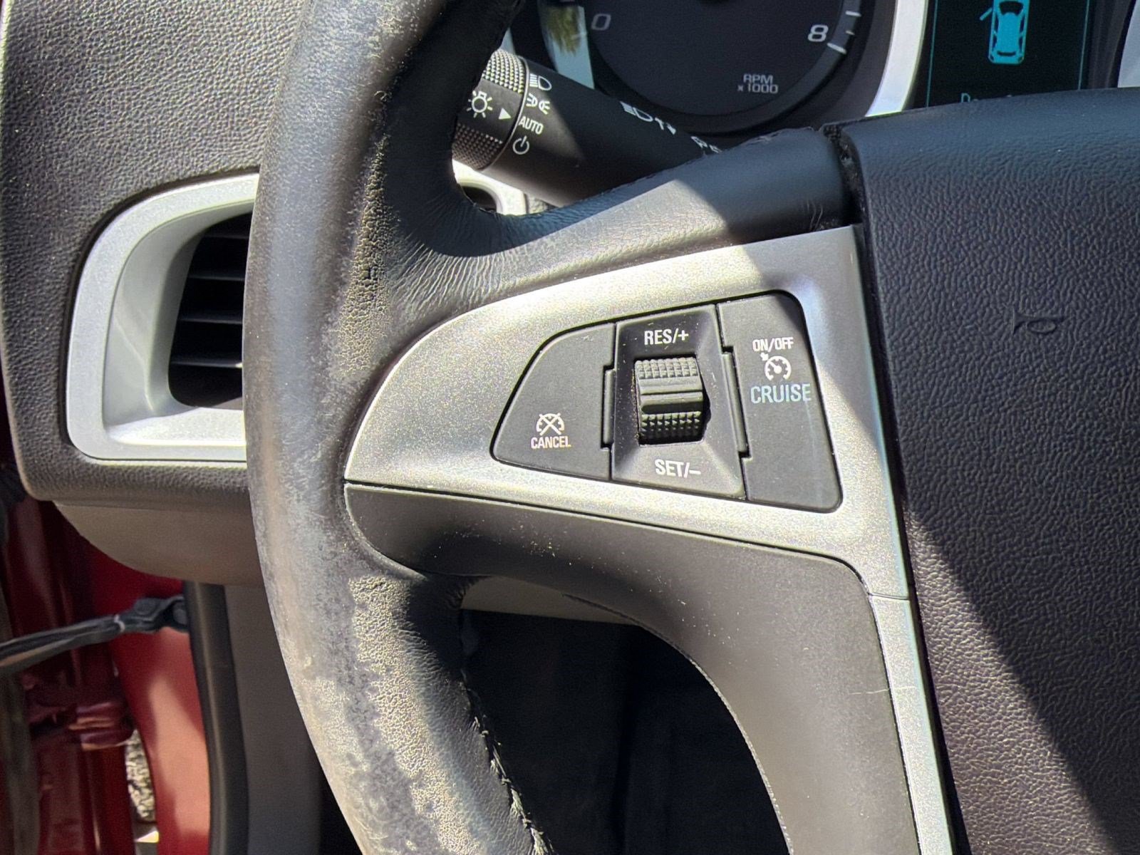 Used 2012 Chevrolet Equinox LT w/ Driver Convenience Package FWD image 14
