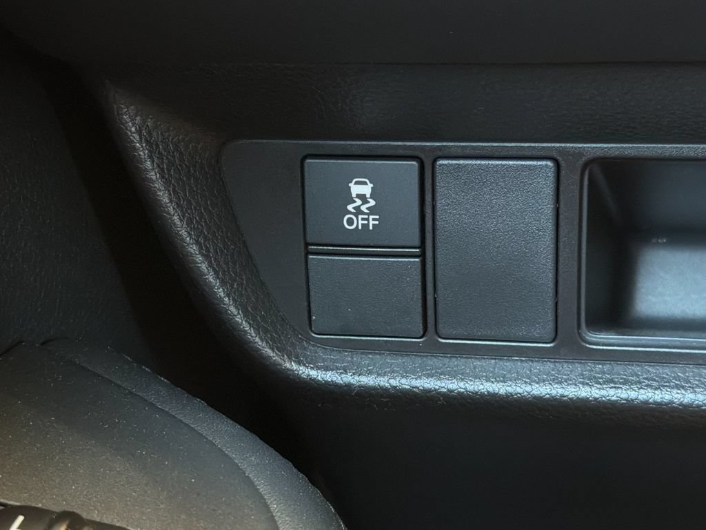 Used 2023 Honda HR-V LX image 33