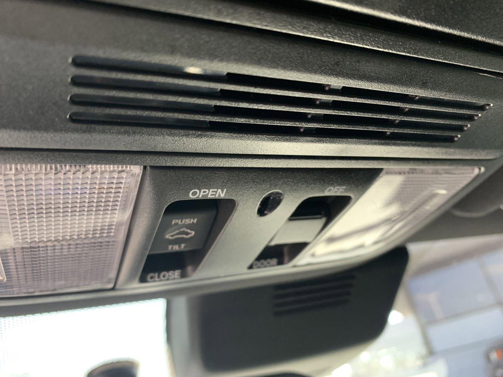 Used 2022 Honda Accord Sport image 19