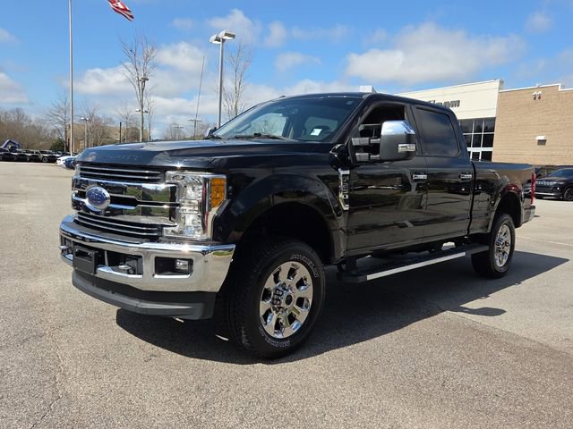 Used 2017 Ford F250 Lariat w/ Chrome Package image 4