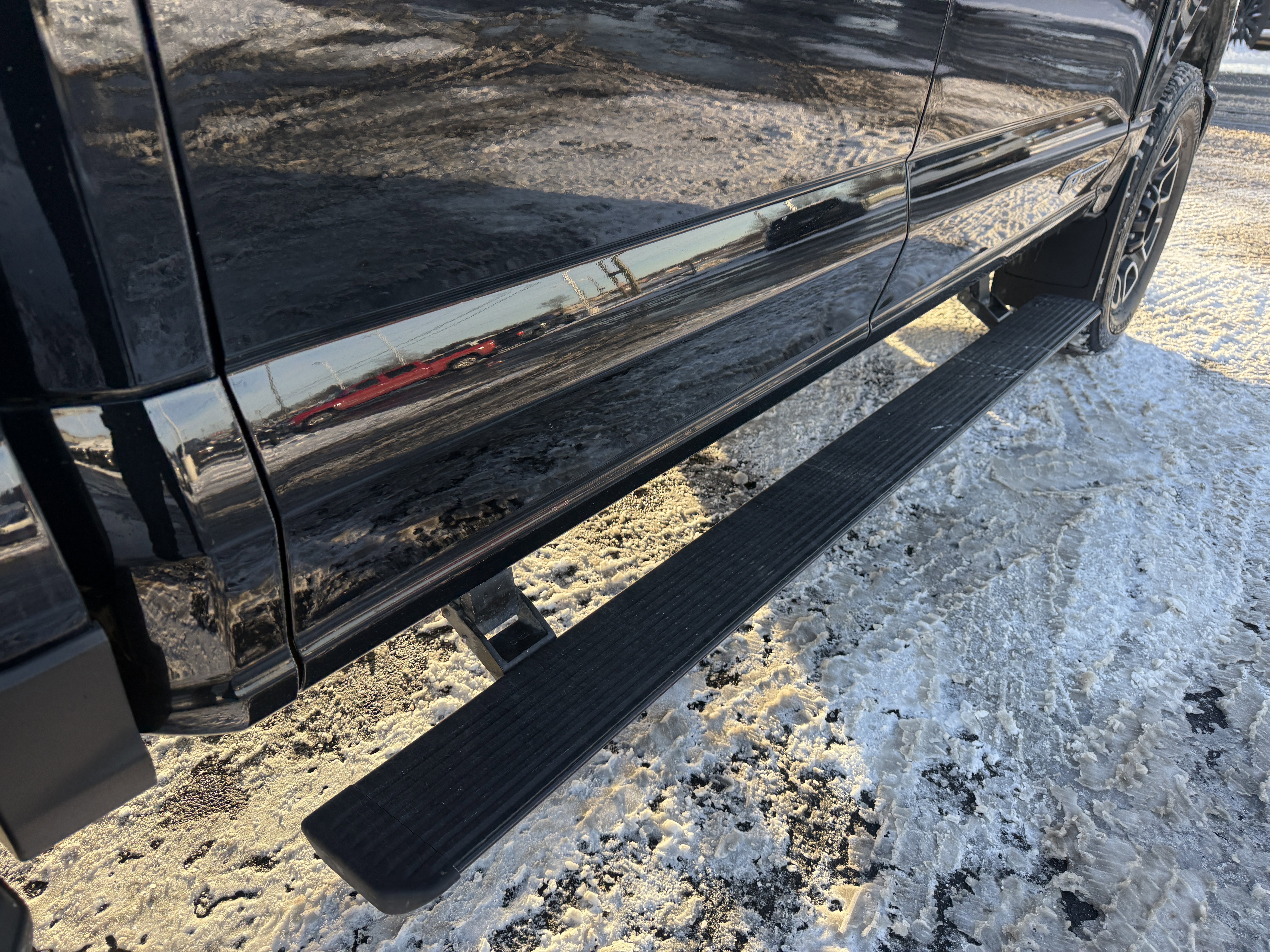 Used 2024 Ford F250 Platinum image 44