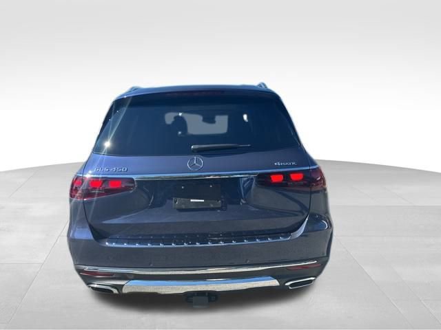 Used 2025 Mercedes-Benz GLS 450 4MATIC image 3