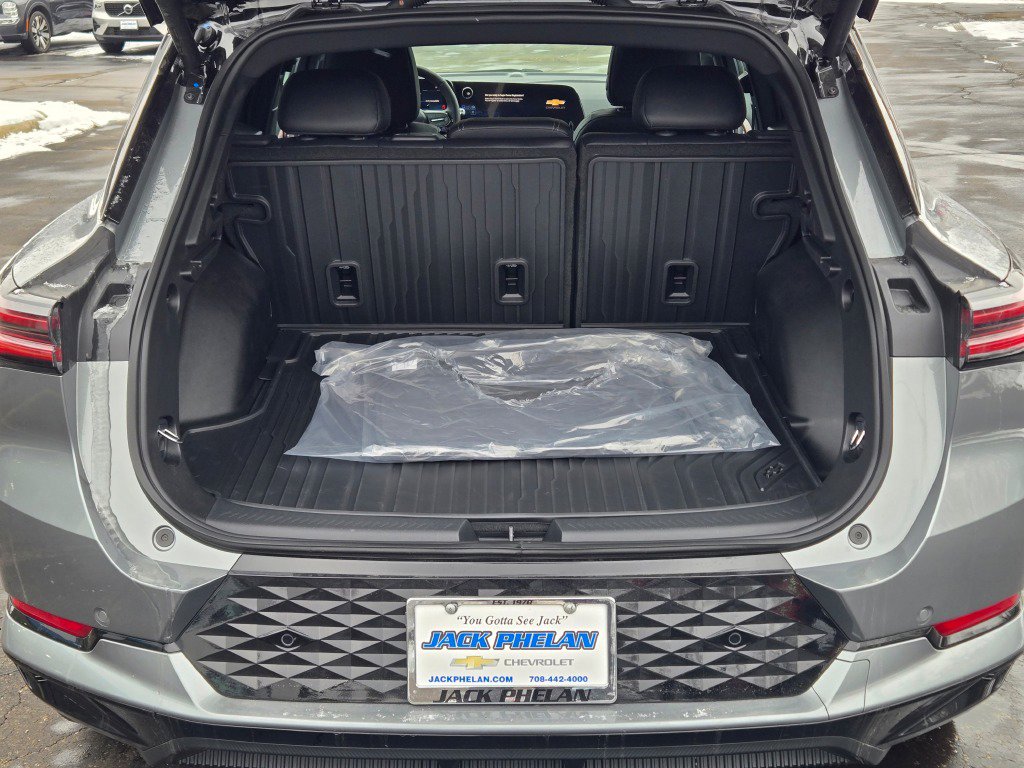 New 2026 Chevrolet Equinox EV RS image 12