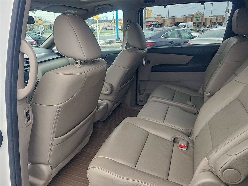 Used 2015 Honda Odyssey Touring Elite image 21