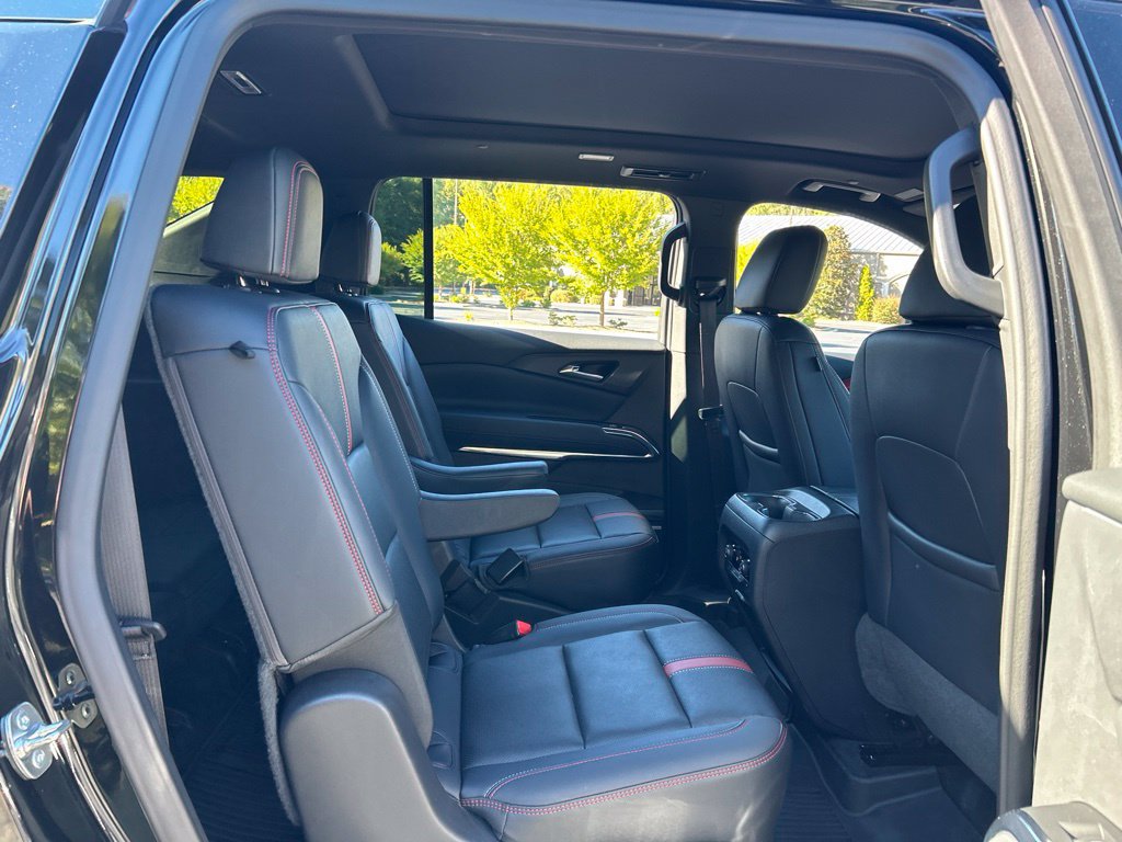 Used 2024 Chevrolet Traverse RS w/ LPO, Floor Liner Package FWD image 49