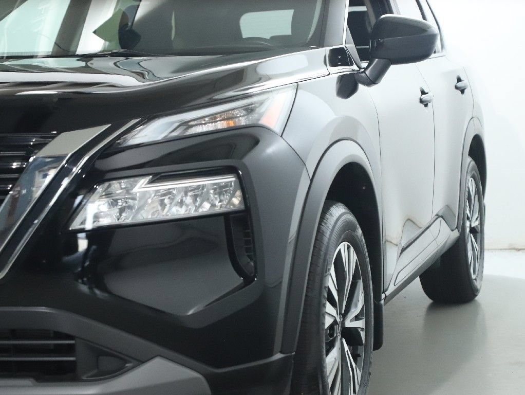 Certified 2023 Nissan Rogue SV AWD/4WD image 5