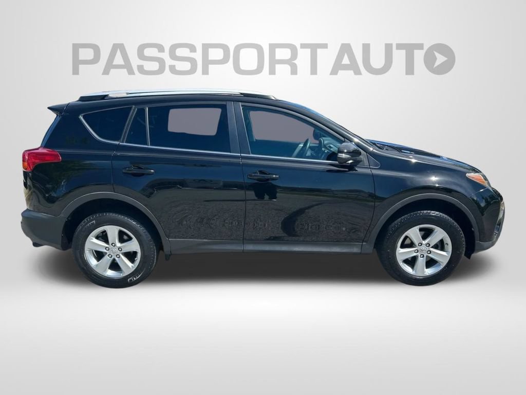 Used 2013 Toyota RAV4 XLE AWD/4WD image 5