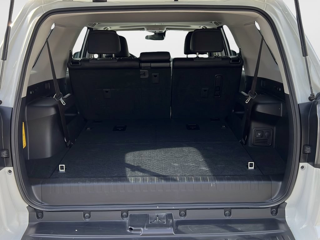 Used 2023 Toyota 4Runner SR5 Premium w/ Moonroof Package RWD image 10