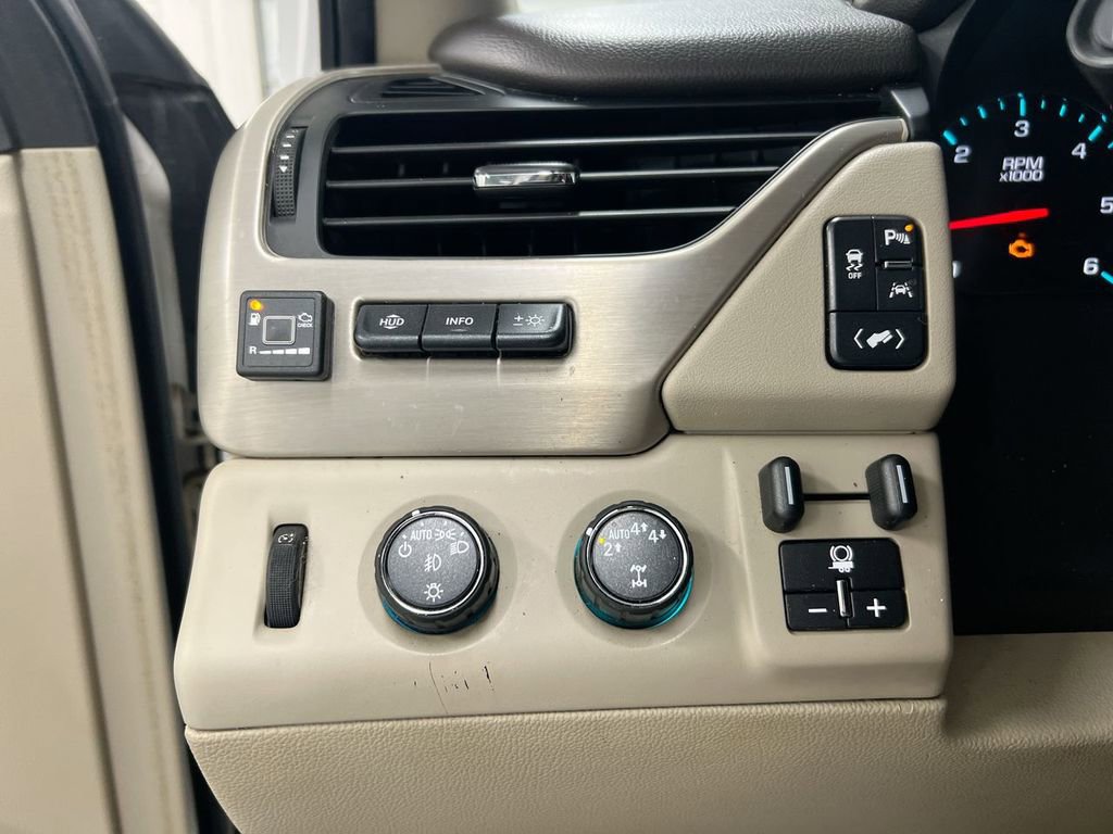 Used 2020 GMC Yukon XL Denali image 19