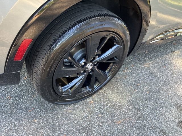 Used 2023 Buick Envision Essence w/ Sport Touring Package image 15