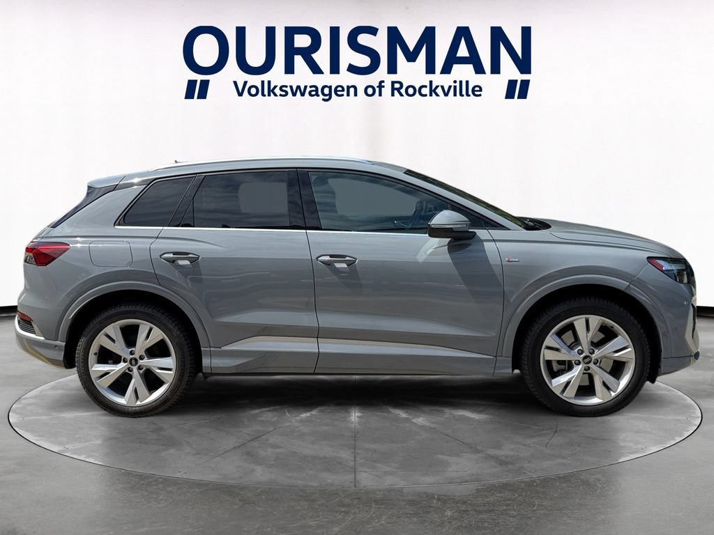 Used 2023 Audi Q4 e-tron Premium Plus w/ Premium Plus AWD/4WD image 7