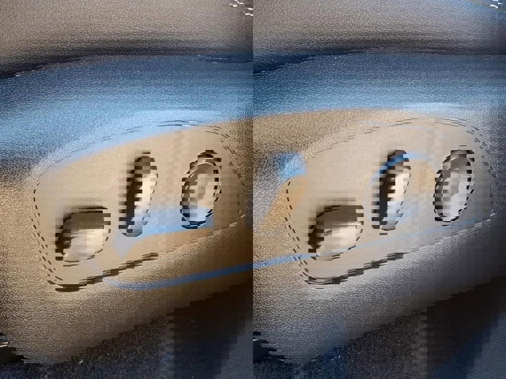 New 2026 Chevrolet Traverse LT w/ Driver Confidence Package image 12