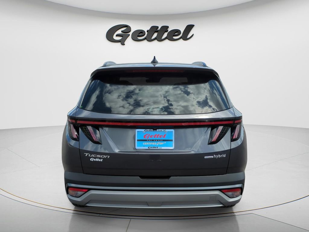 Certified 2025 Hyundai Tucson SEL AWD/4WD image 6