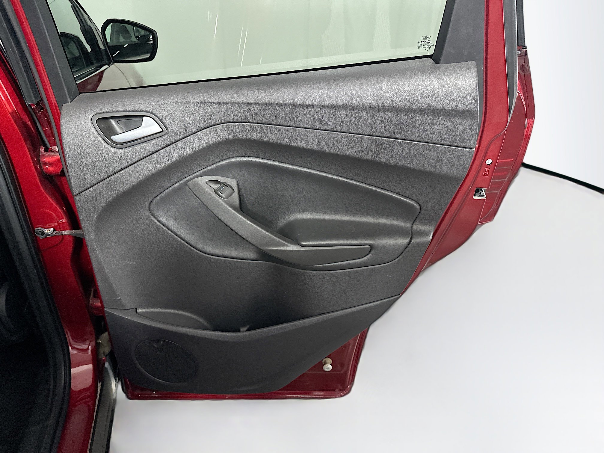 Used 2018 Ford Escape SE w/ SE Sync 3 Package image 27