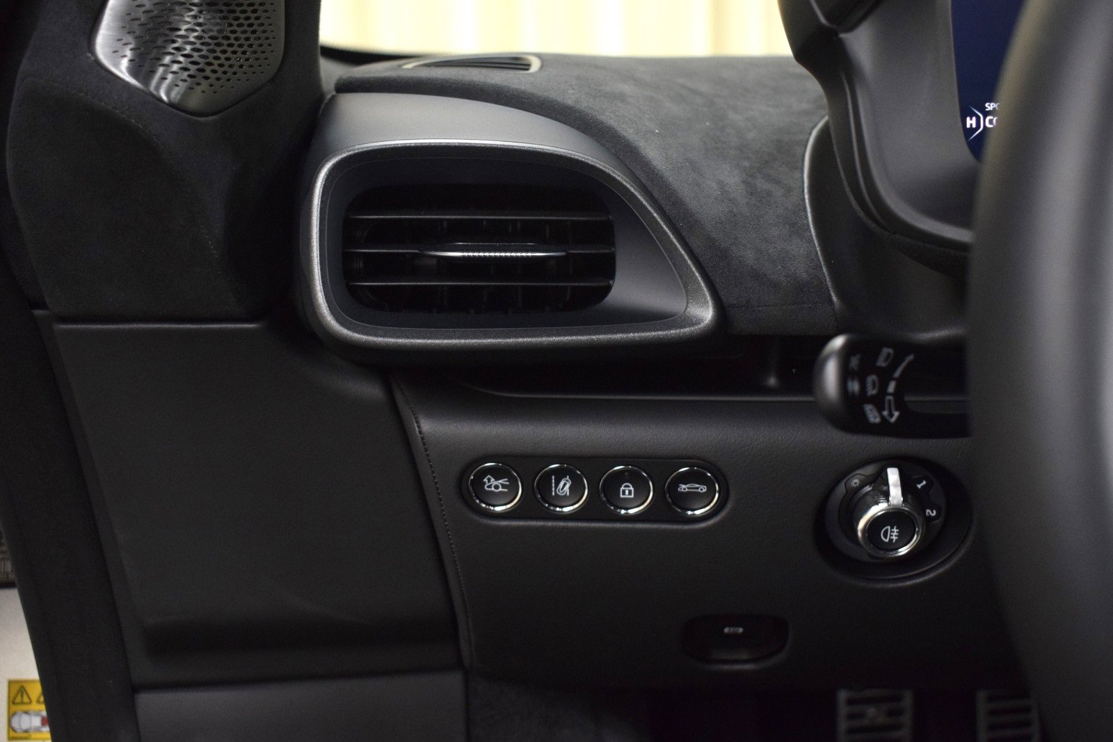 New 2025 McLaren Artura Spider image 22