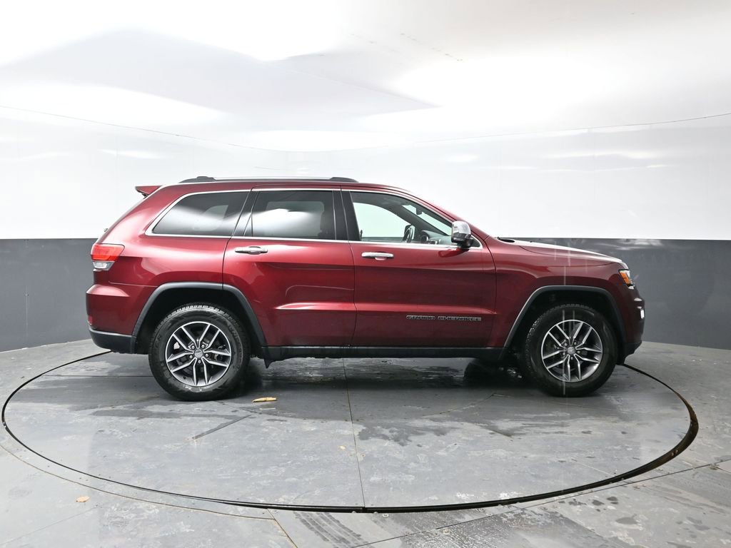 Used 2018 Jeep Grand Cherokee Limited w/ Trailer Tow Group IV image 4