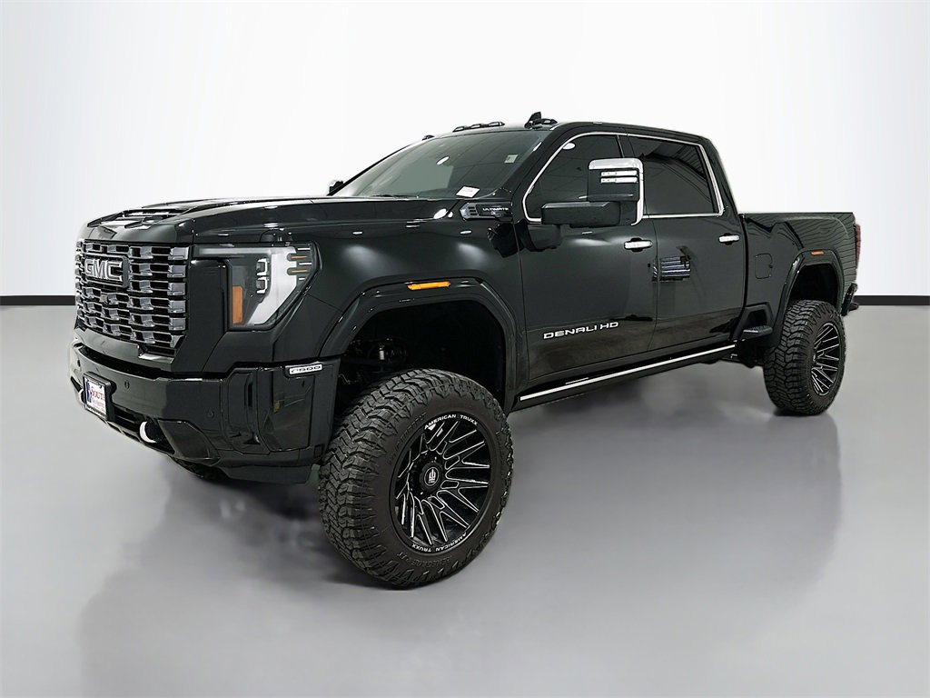 Used 2025 GMC Sierra 2500 Denali Ultimate image 3