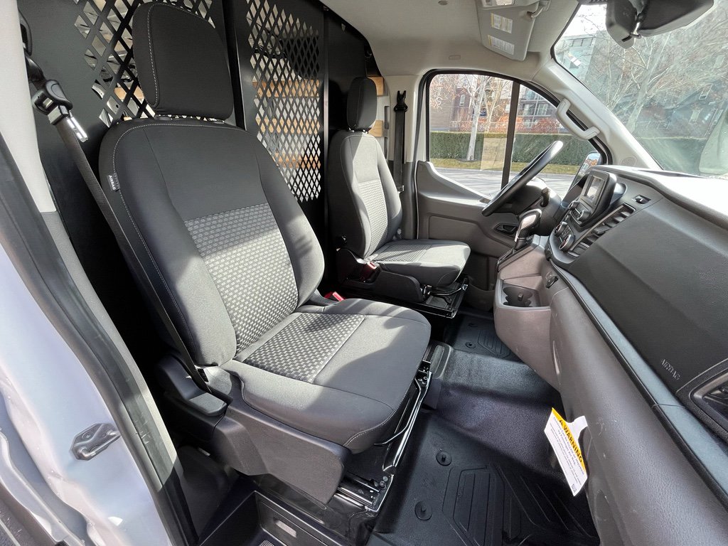 Used 2024 Ford Transit 250 Low Roof w/ Exterior Upgrade Package image 25