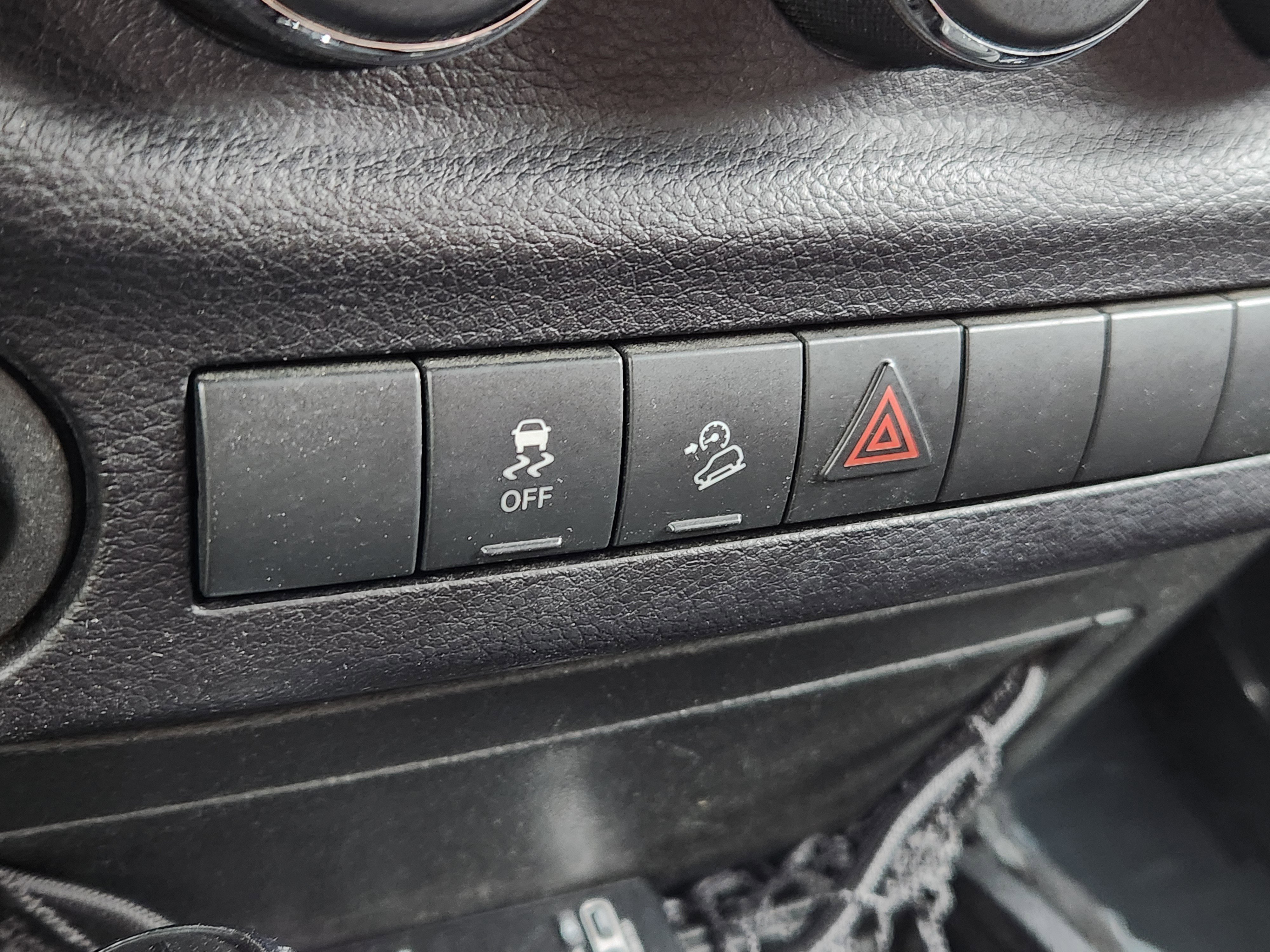 Used 2015 Jeep Wrangler Sport image 26