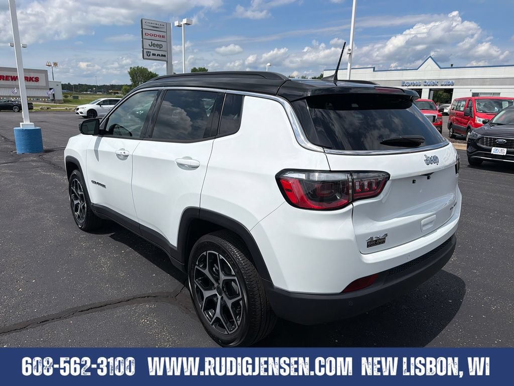 Used 2025 Jeep Compass Limited AWD/4WD image 3