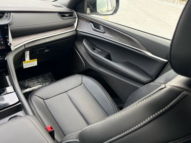 New 2026 Jeep Grand Cherokee Limited image 57