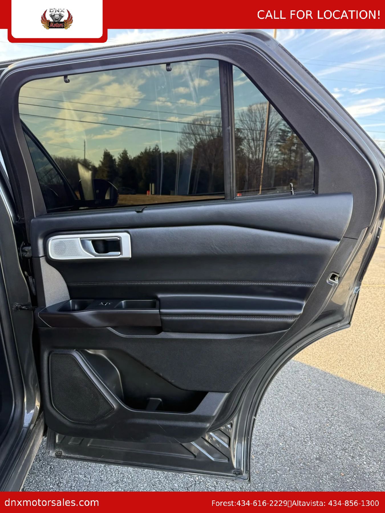 Used 2020 Ford Explorer Platinum w/ Premium Technology Package image 43