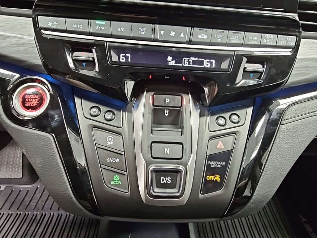 Used 2025 Honda Odyssey Elite image 20
