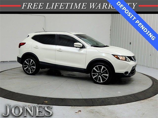 Used 2018 Nissan Rogue Sport SL image 1