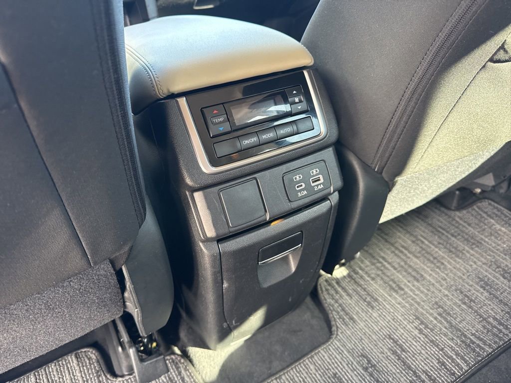 Used 2024 Subaru Ascent Premium w/ Convenience Package image 34