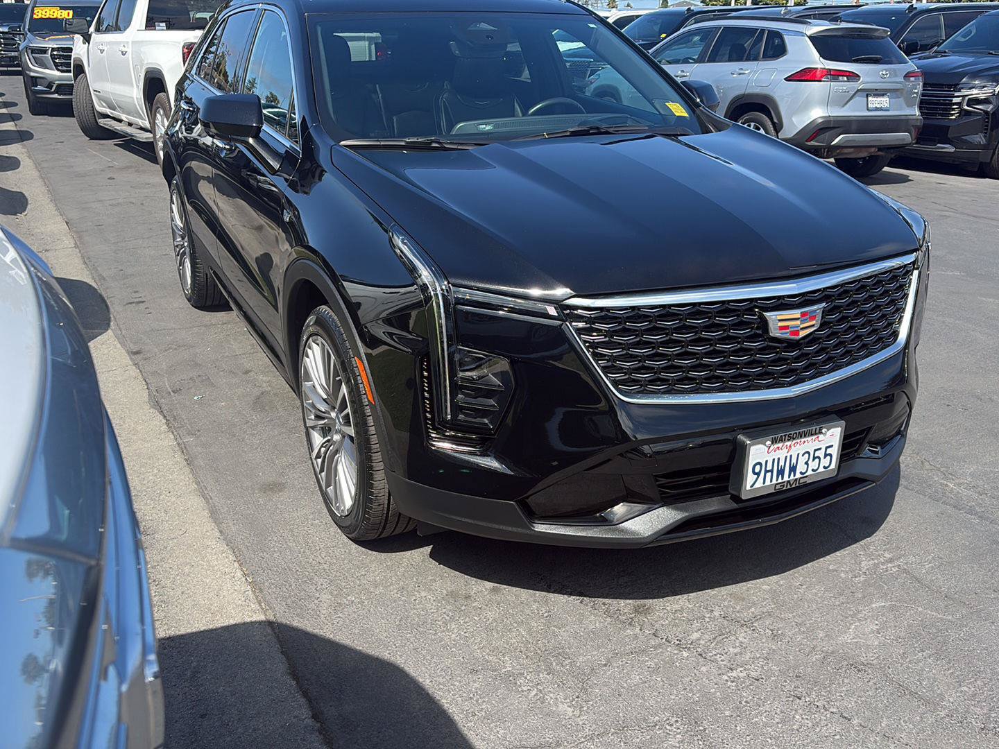 Used 2024 Cadillac XT4 Premium Luxury w/ Technology Package AWD/4WD image 7