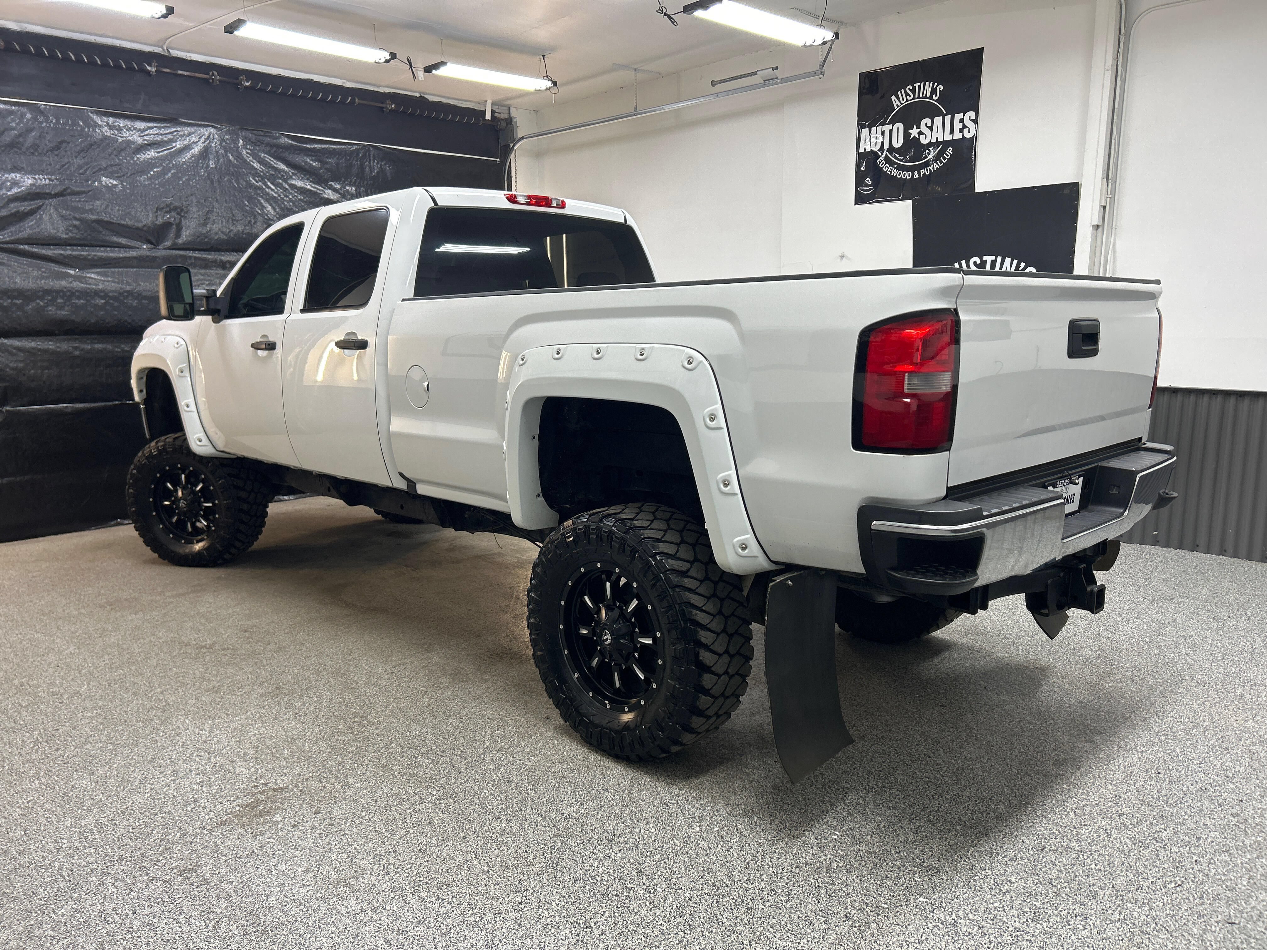 Used 2014 GMC Sierra 3500 W/T AWD/4WD image 4