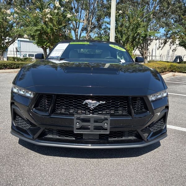 Used 2024 Ford Mustang GT Premium image 3