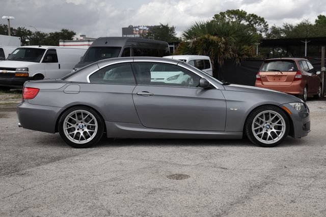 Used 2013 BMW 335i Convertible RWD image 16