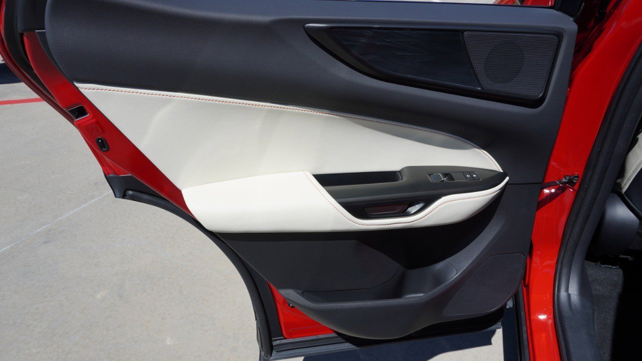 Used 2024 Lexus NX 250 FWD w/ Towing Package (2000 Lbs) image 32